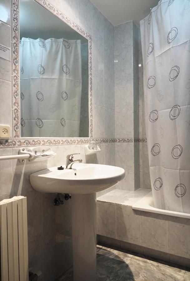 Habitación Doble con cama supletoria - 1 o 2 camas (2 adultos + 1 niño)
