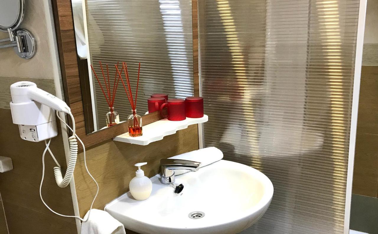 Standard Double Room,1421504820:JPEG