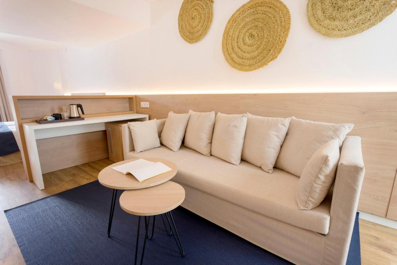 Two Bedroom Suite,995180446:JPEG