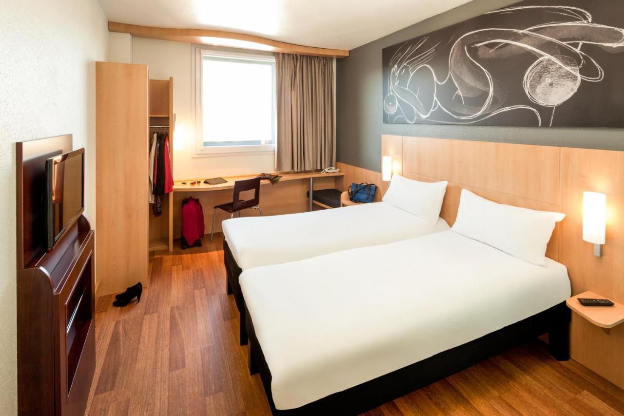 Standard Twin Room,1273186471:JPEG