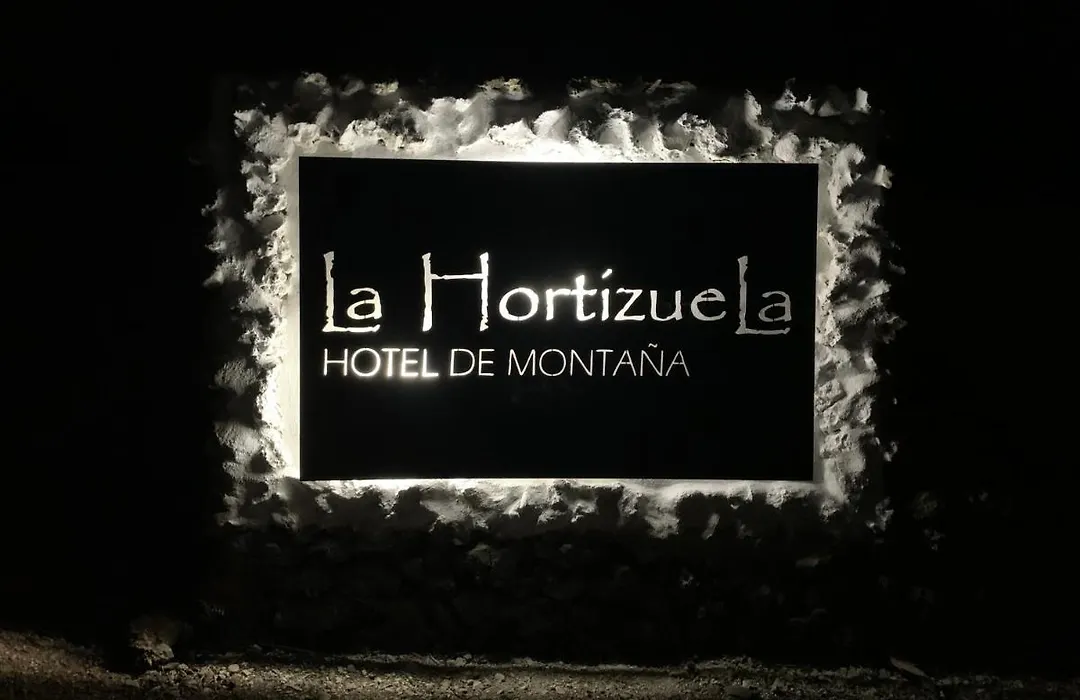 Hotel de Montaña La Hortizuela-1