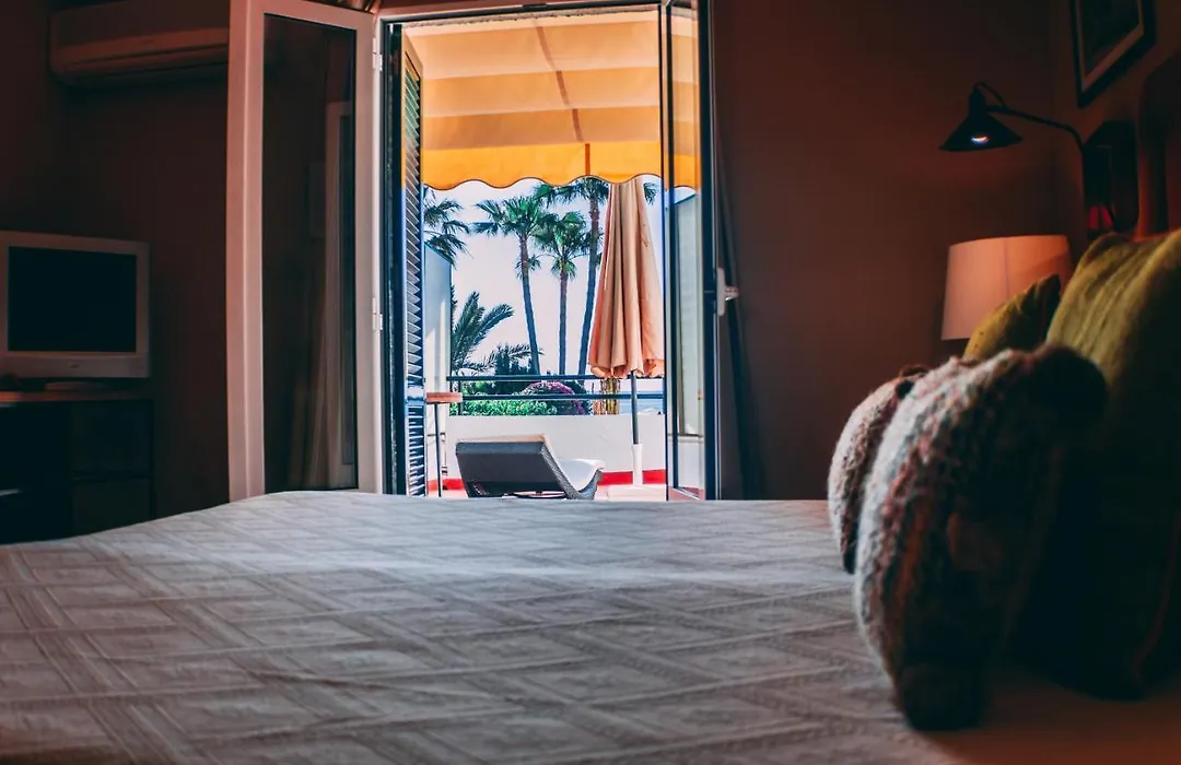 Hotel Carabeo-1