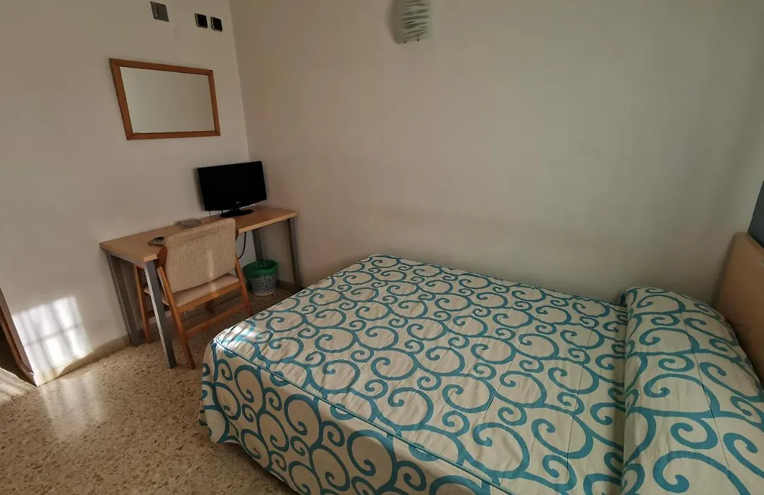 Hostal Talavera-1