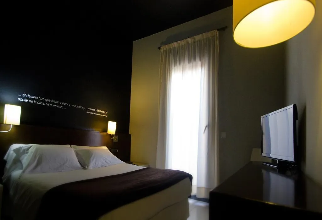 Hostal Badaloní-1