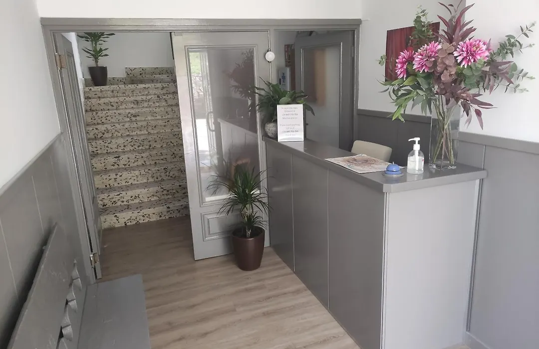 Hostal Cruce-1
