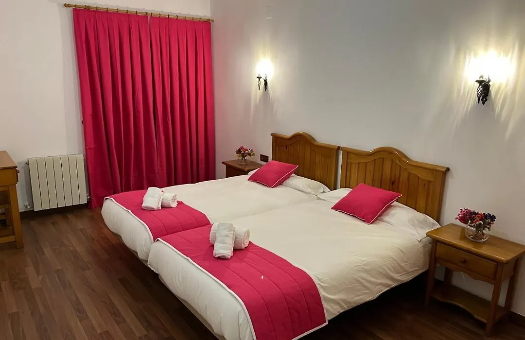 Hostal Ciudad Encantada-1