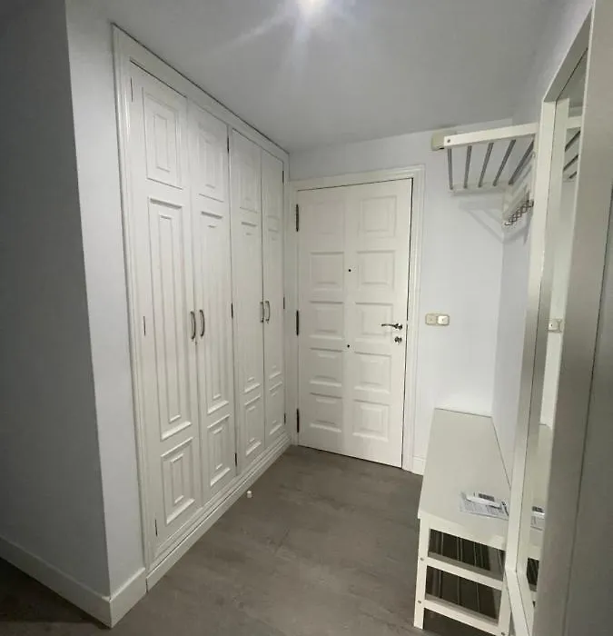 Hostal Portofino-1