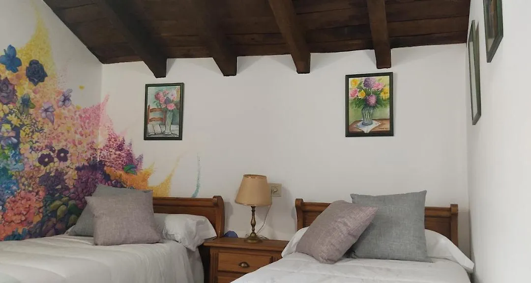 Hostal Mendaurpe-1