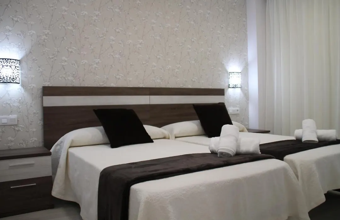 Baixo A Lua Rooming-1