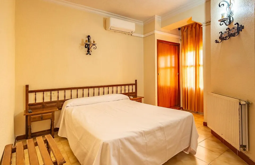 Hostal Hilaria-1