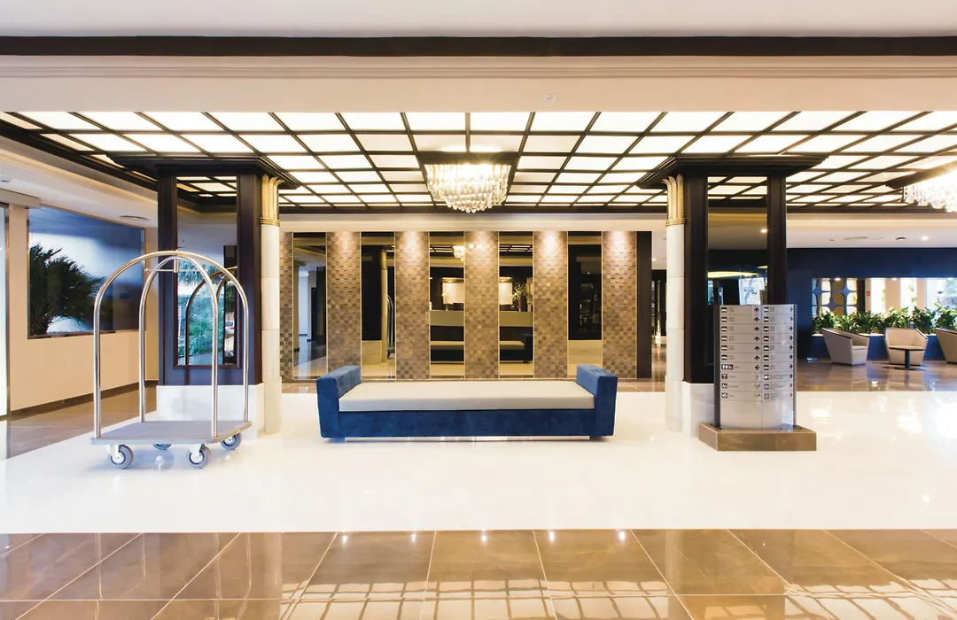 Hotel Riu Bravo-1