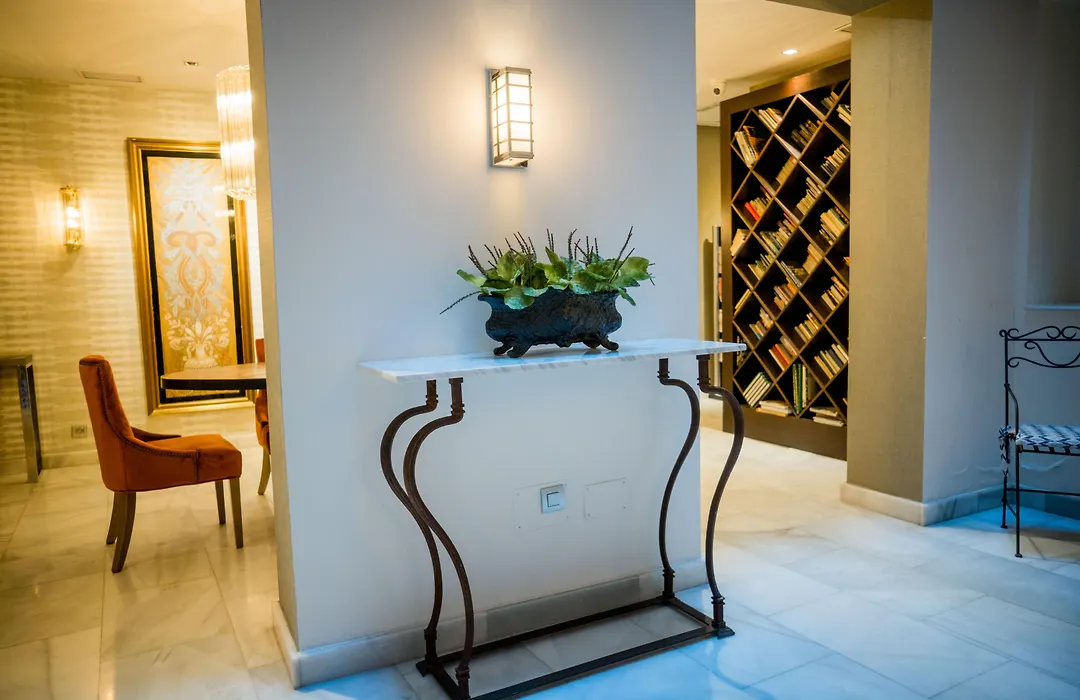 Hotel Meninas - Boutique Opera-1