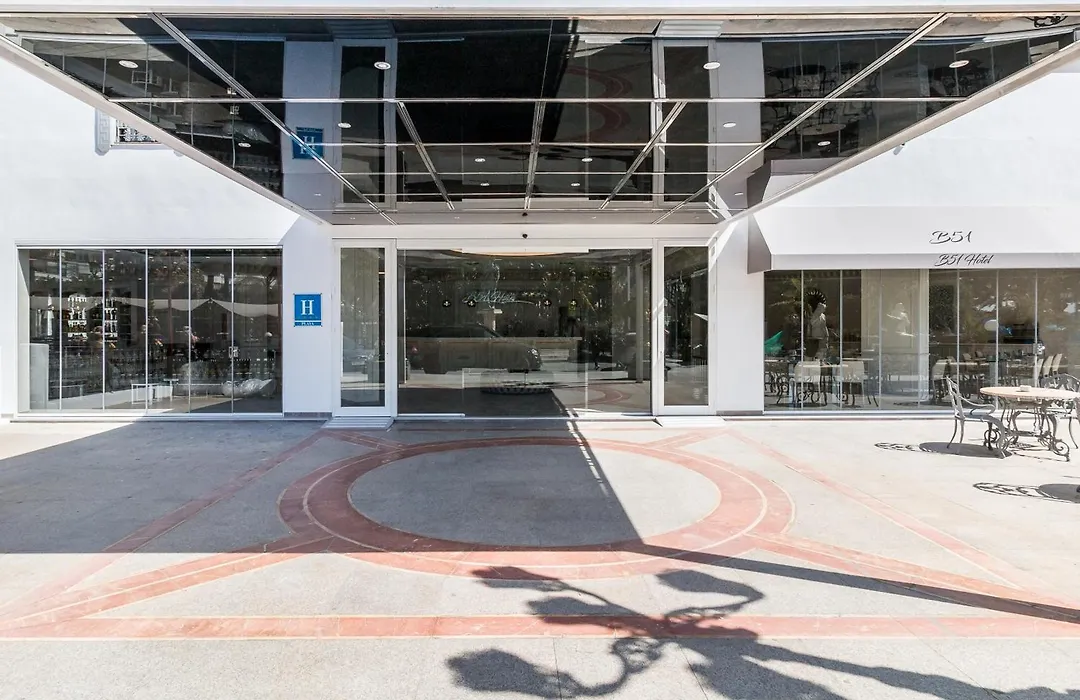Boutique Hotel B51-1