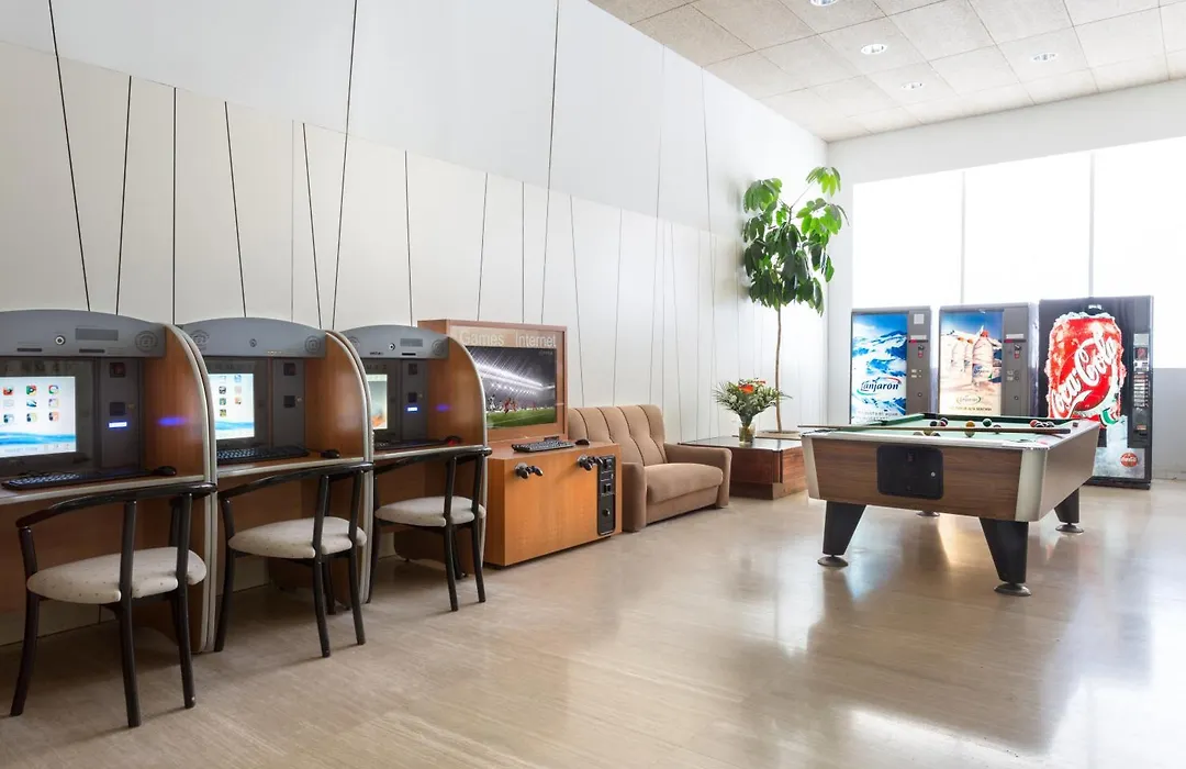 Hotel Izan Cavanna-1