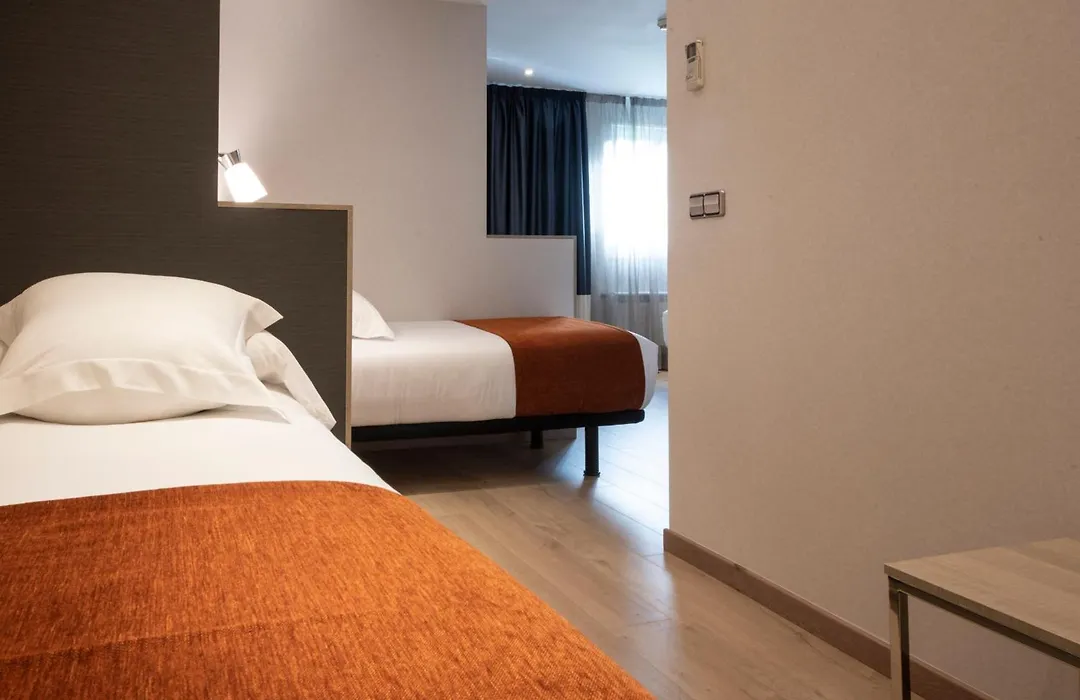Hotel Avenida-1