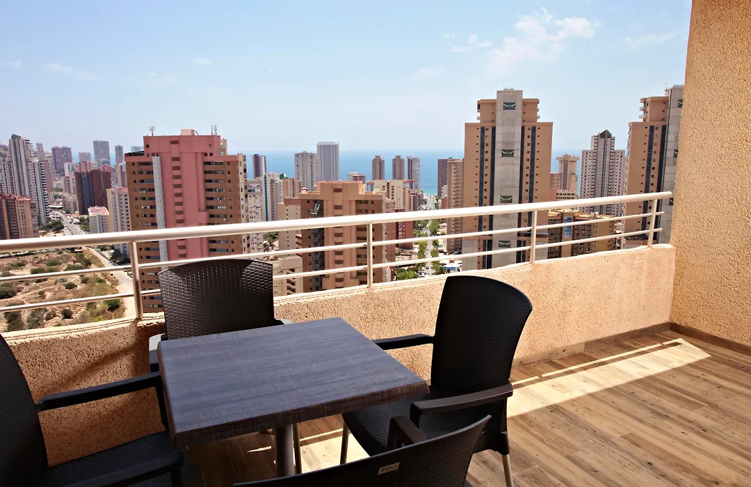 Sandos Benidorm Suites-1