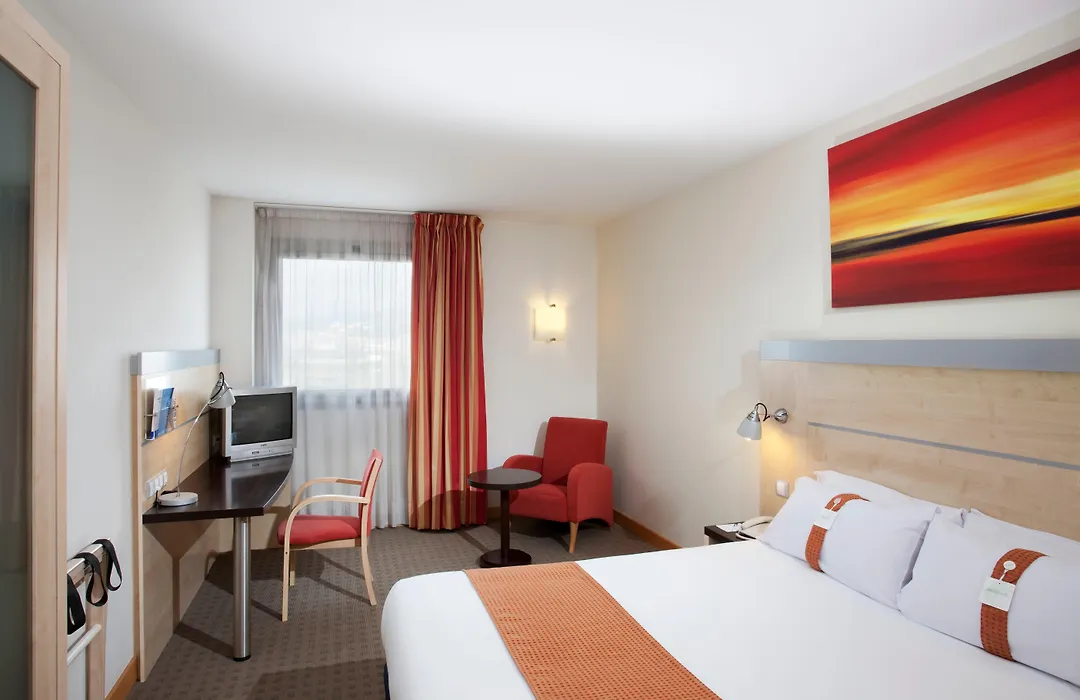 Holiday Inn Express Molins De Rei By Ihg-1