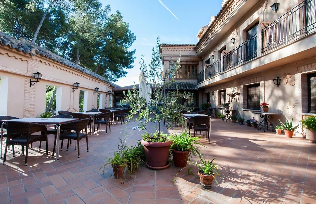 Hotel Doña Manuela-1