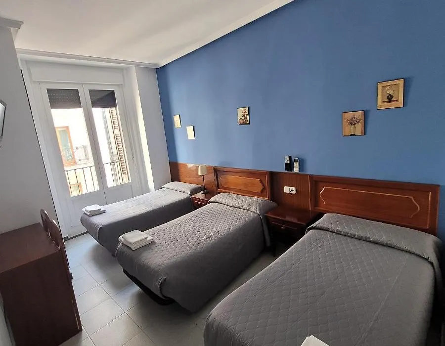 Hostal Pan America-1