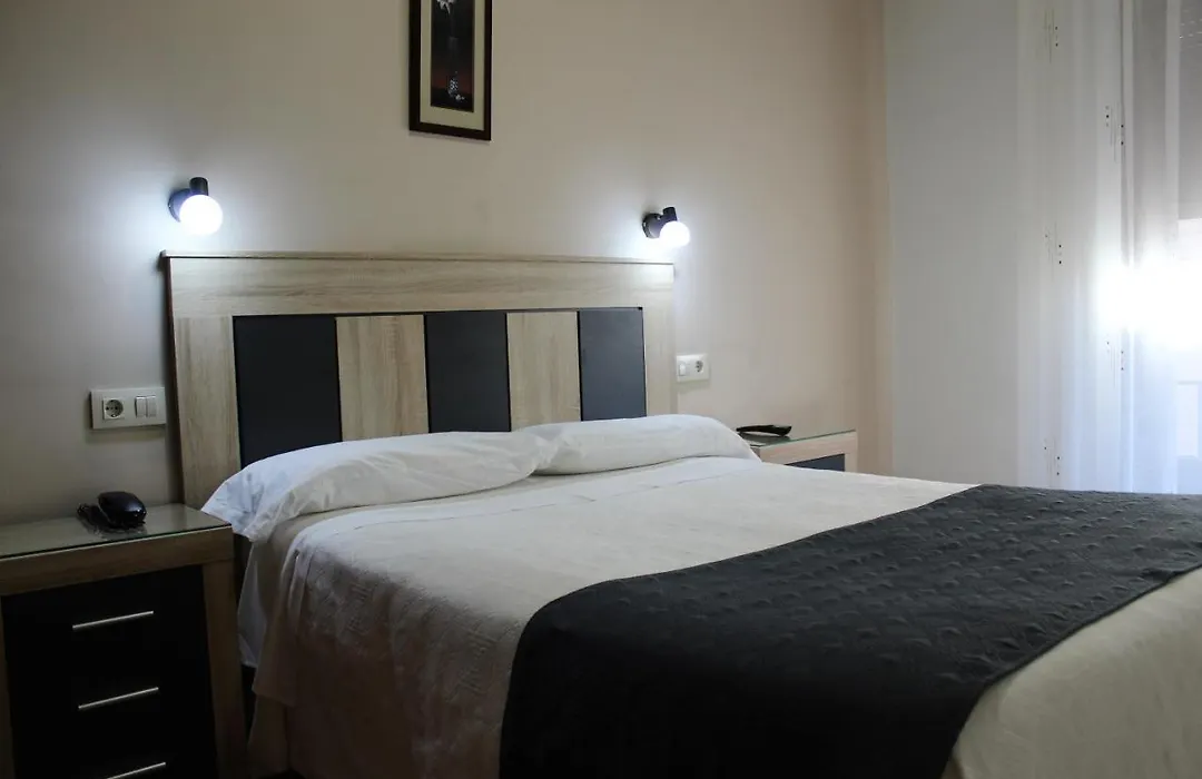 Hostal Madrid-1