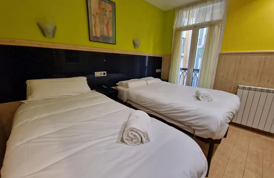 Pension Izar Bat Guesthouse - Self Check-In-1
