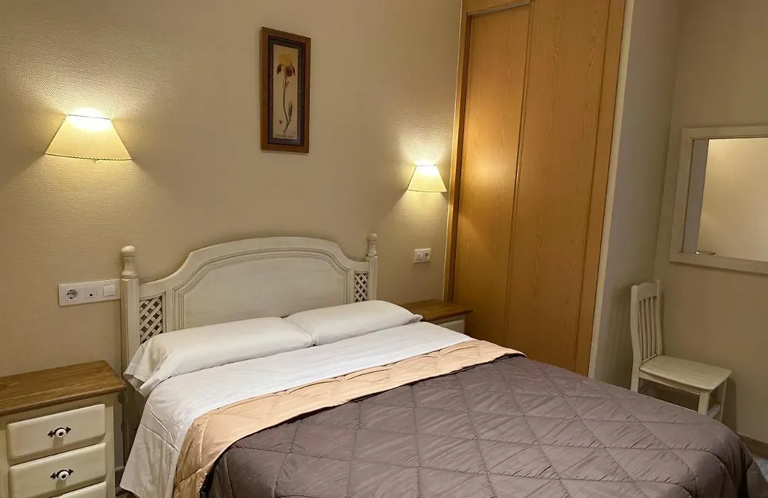 Hostal Toledo Plaza-1