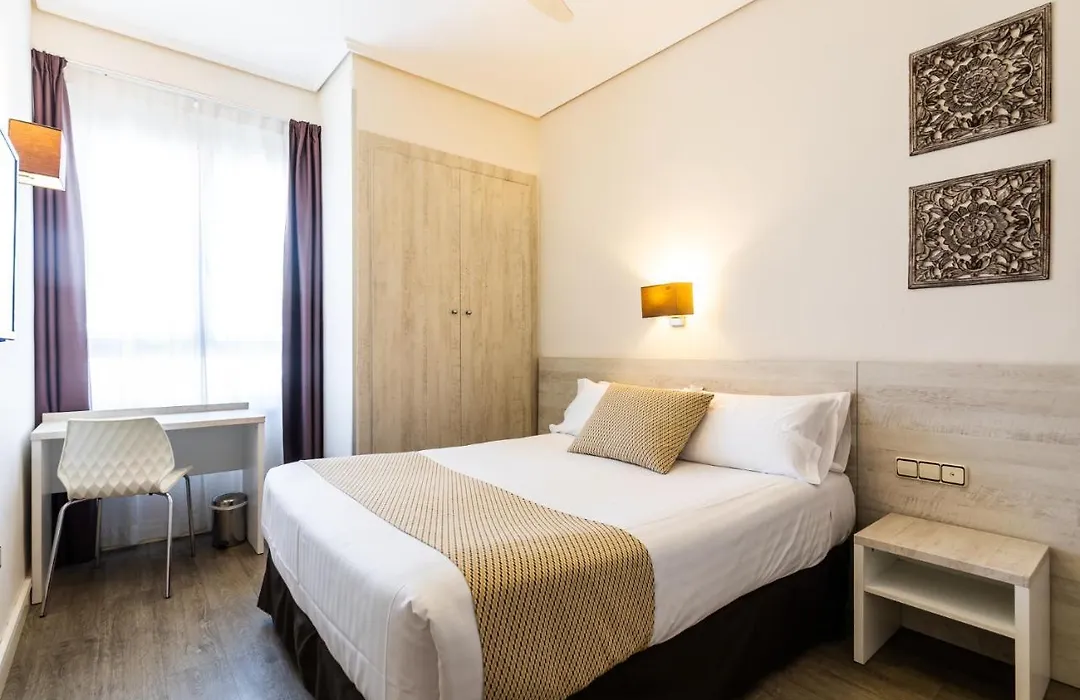 Sweet Hotel Continental-1