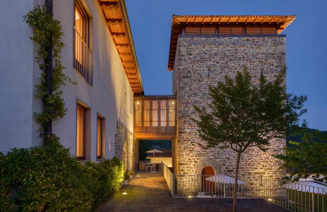 Hotel Rural Torre de Uriz-1