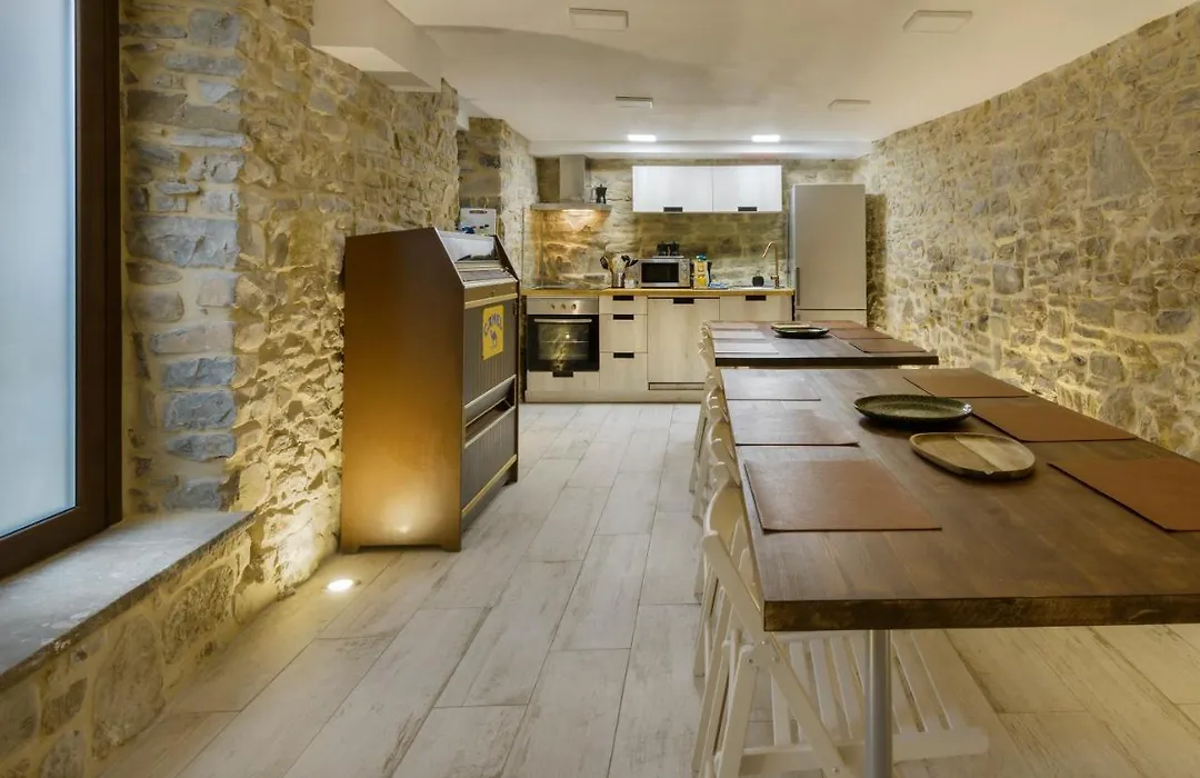 Casa Campanilla Jaca-1