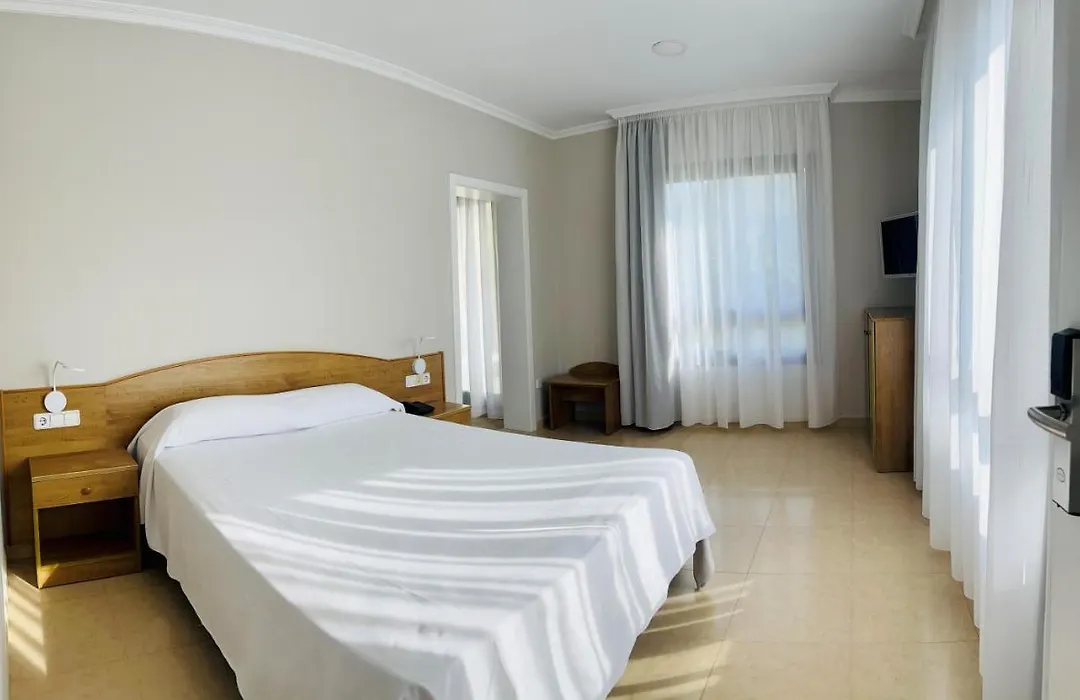 Duerming Montalvo Playa Hotel-1