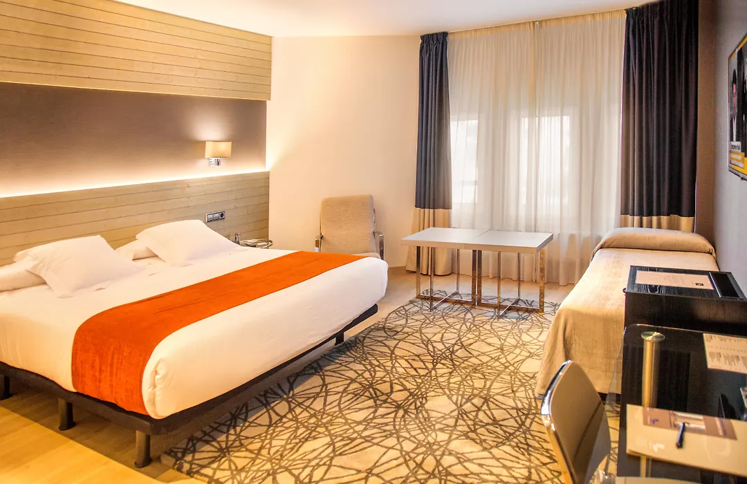Hotel Avenida-1