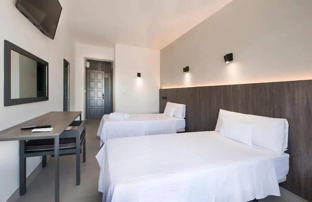 Hotel Base - Adults Only-1