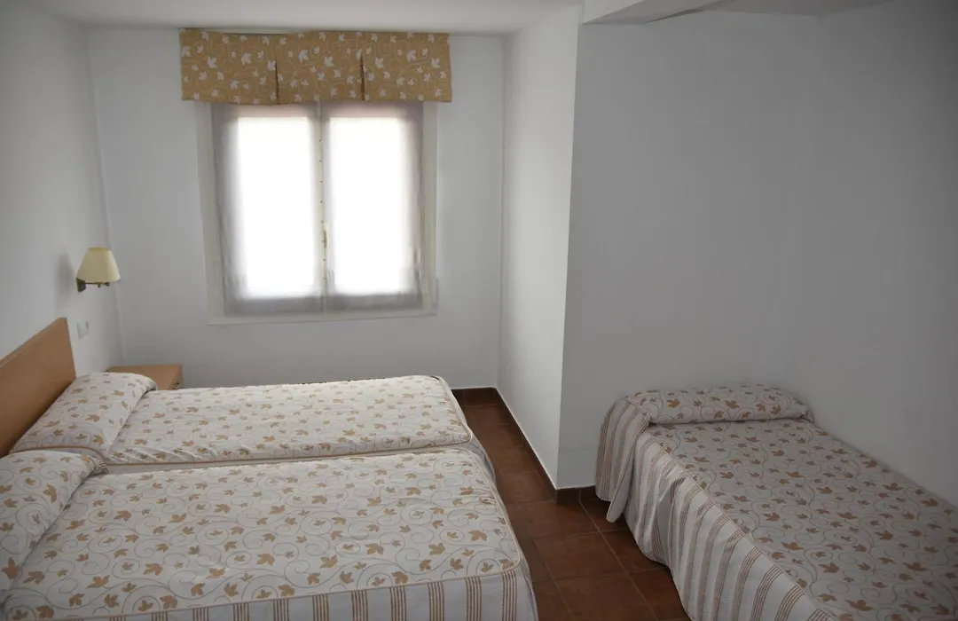 Aparthotel Tres Caminos-1