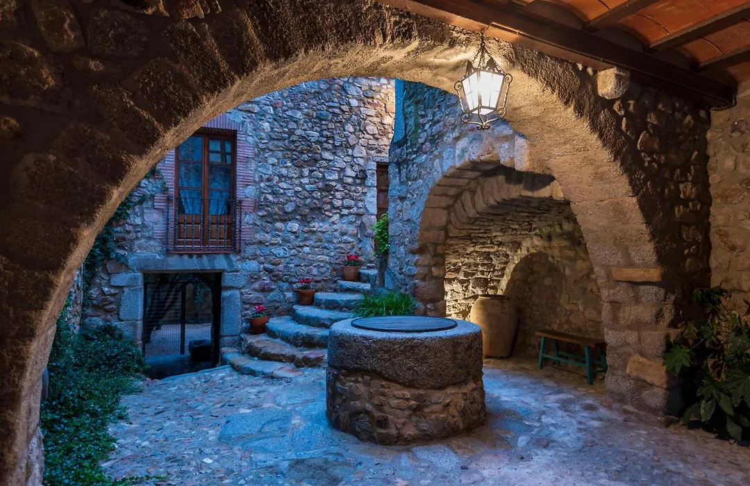 Hostal Can Xicu-1