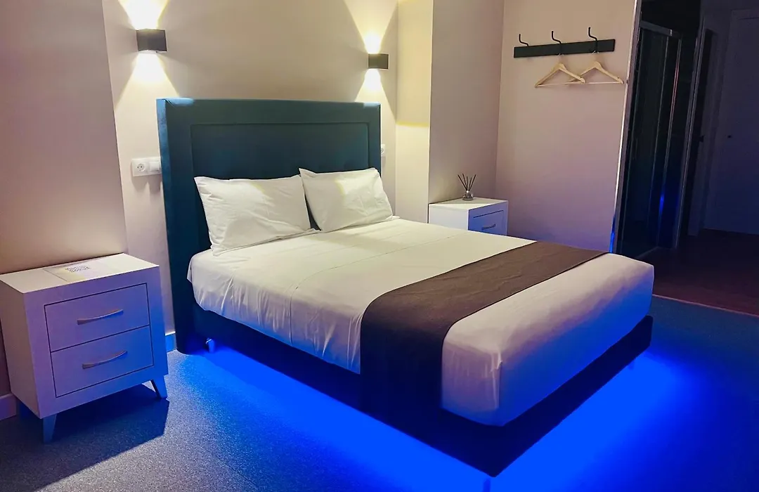 Rooms Luxury Madrid-1
