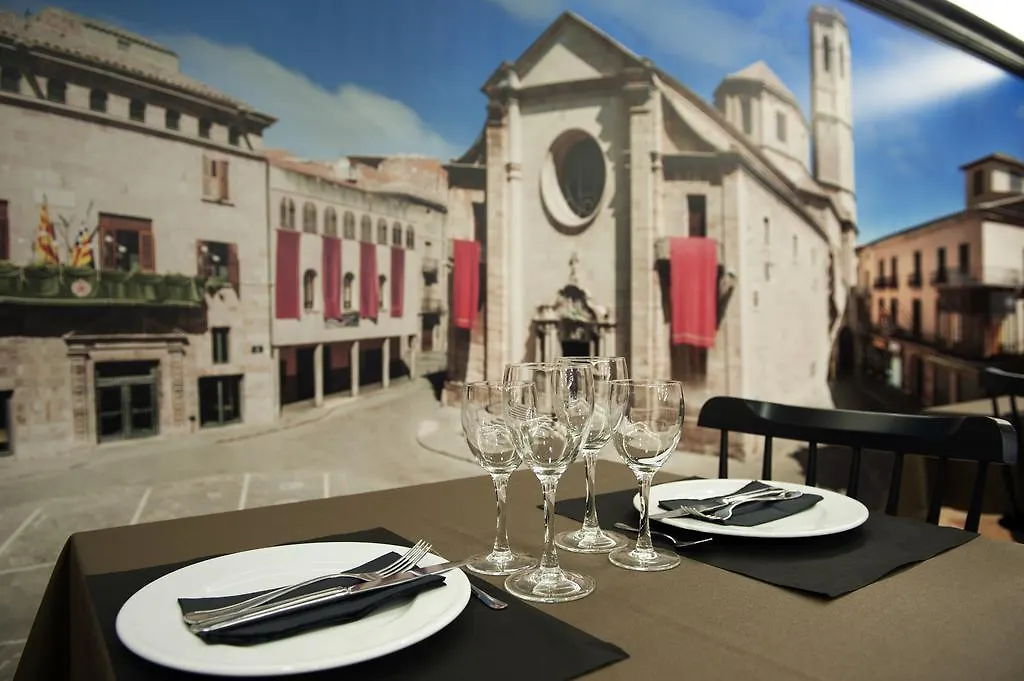 Hotel Ciutat De Tarrega-1
