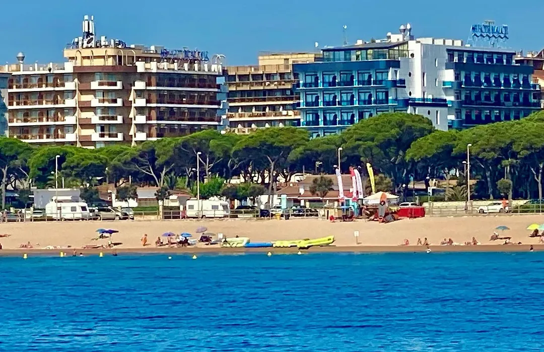 Hotel Blaumar-1