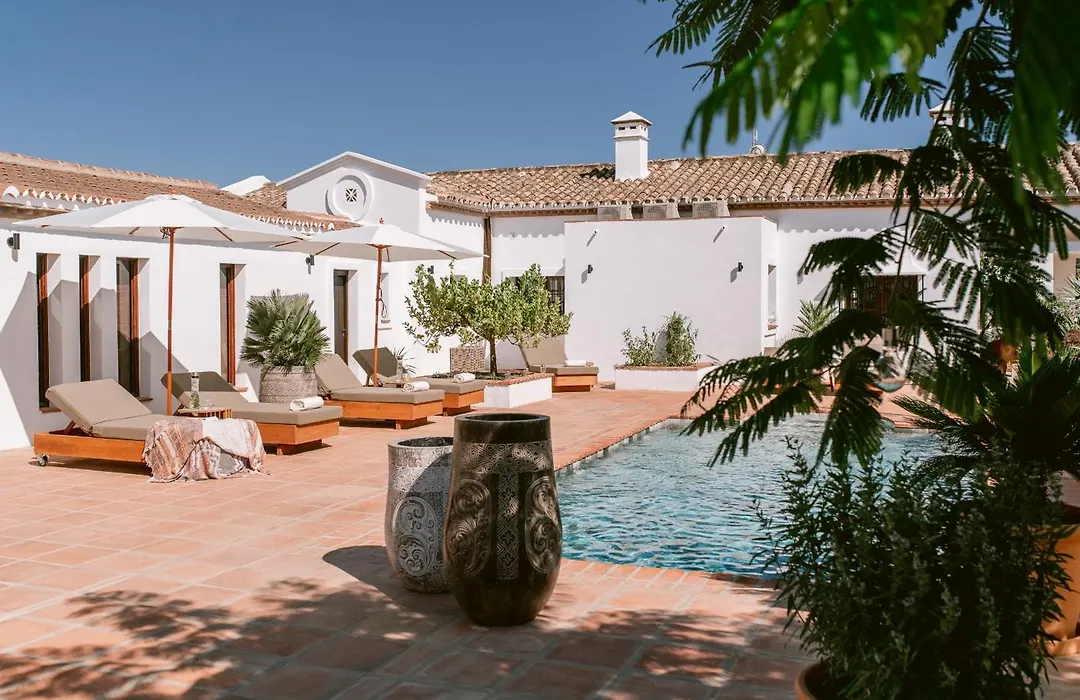 San Roque Suites De Monda-1