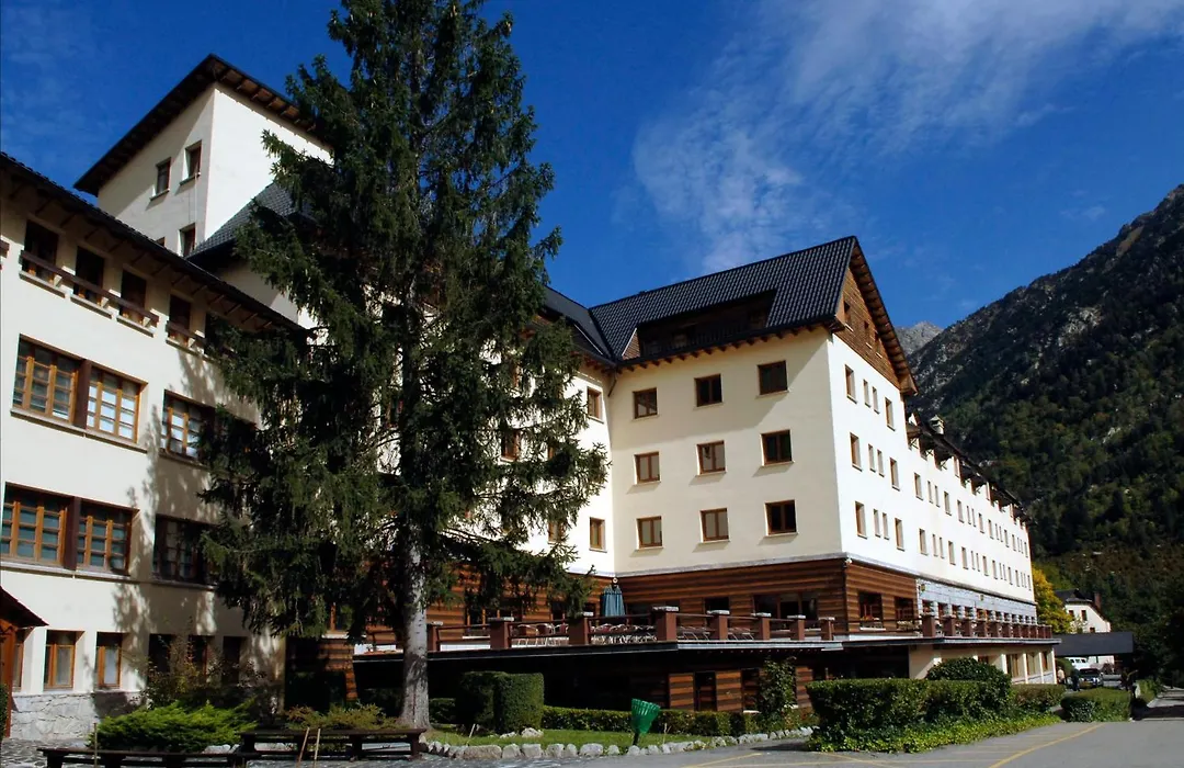 Hotel Manantial-1