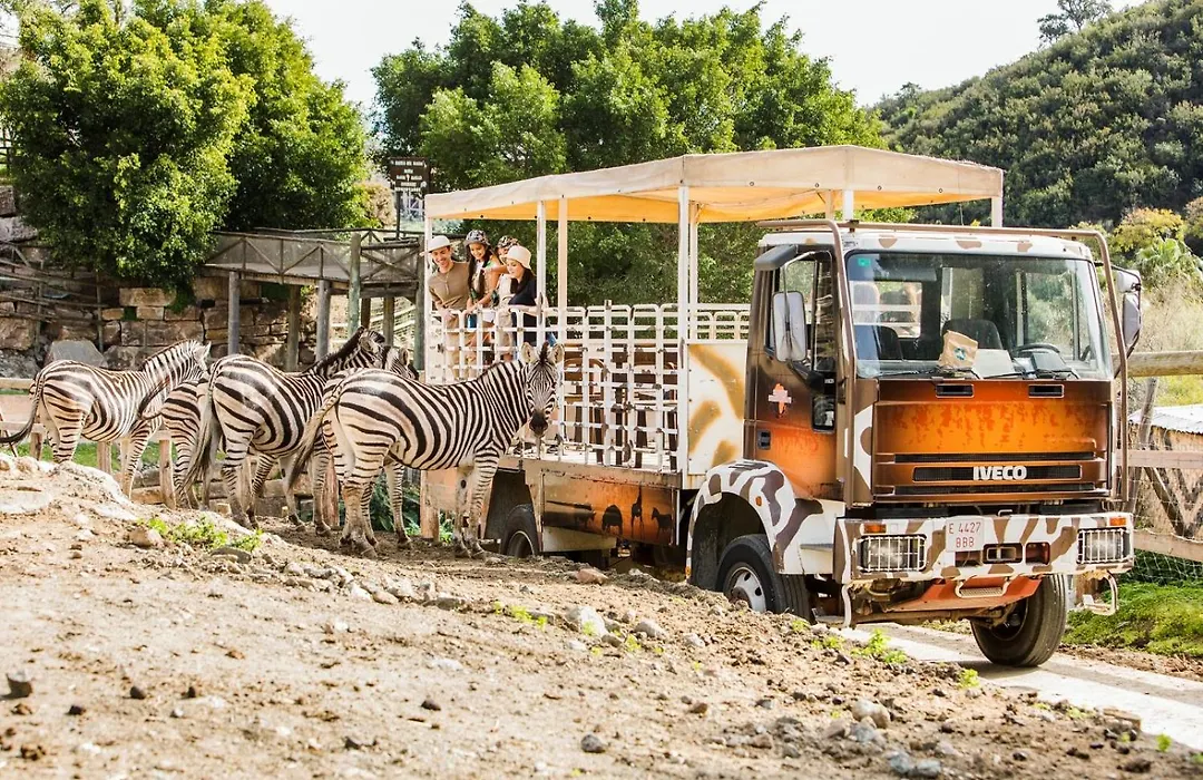Hotel Selwo Lodge - Animal Park Tickets Included-1