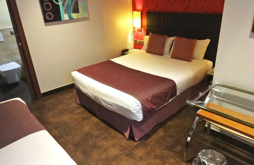 Hotel Lloret Ramblas-1