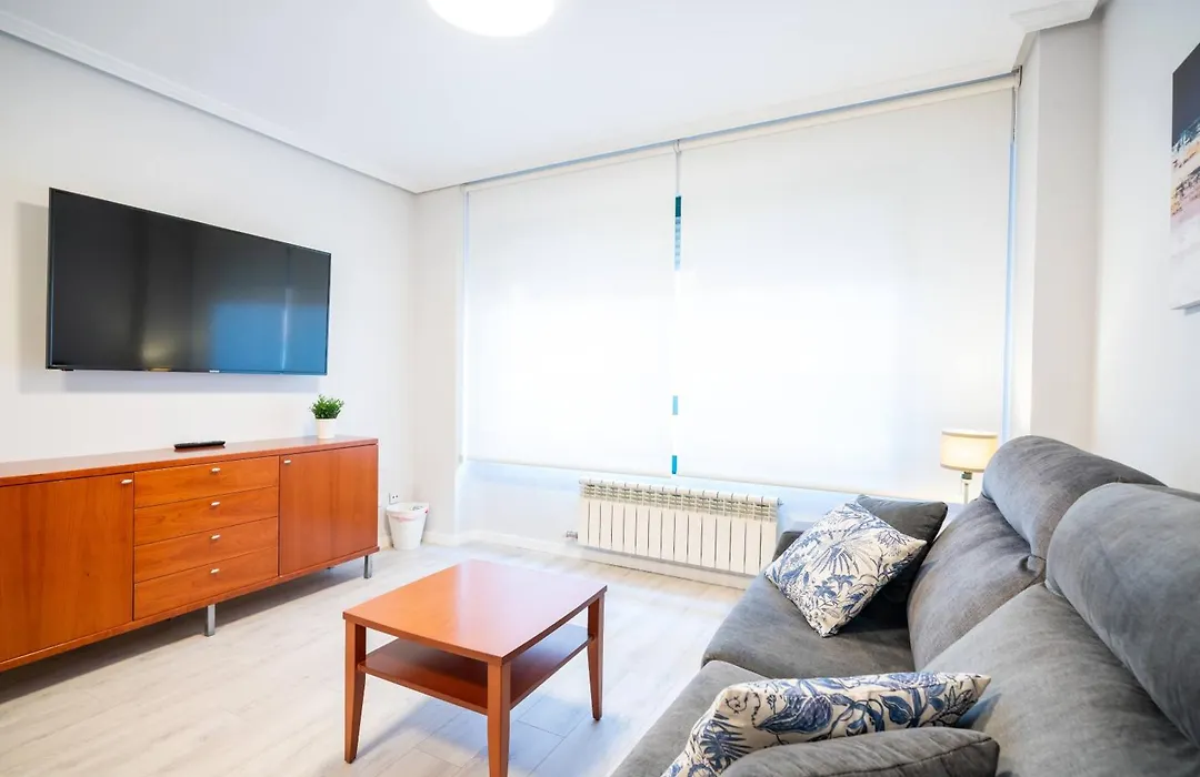 Apartamentos Genova Parquesol-1