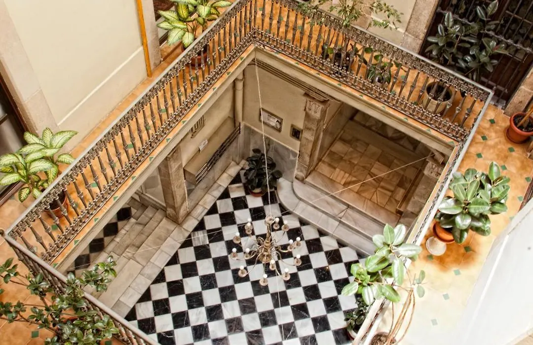 Hostal Ramos-1