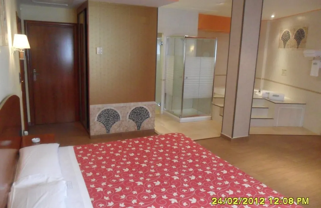 Motel Emporio-1