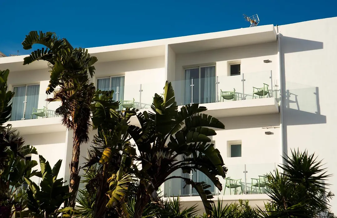 Hostal Mar Y Huerta-1