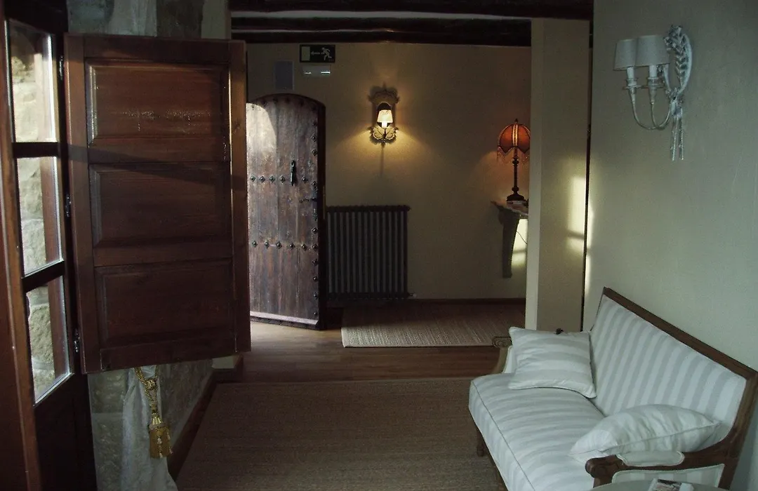 Hotel Boutique Real Posada De Liena con 1 jacuzzi y Restaurante Liena-1