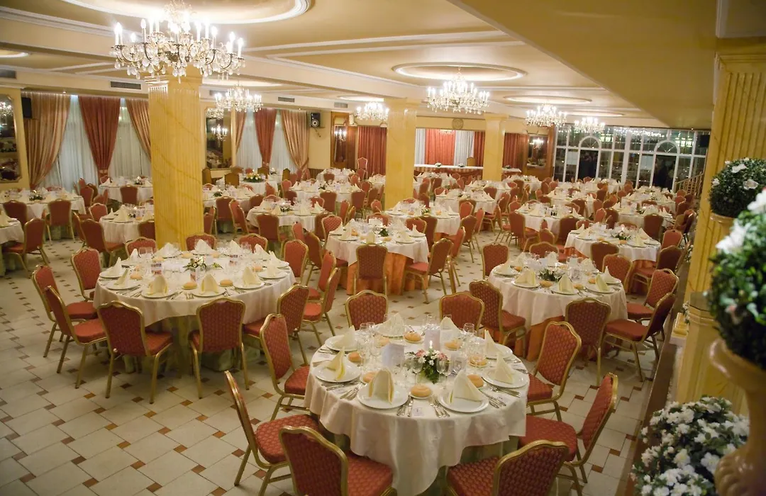 Hotel La Maruxiña-1