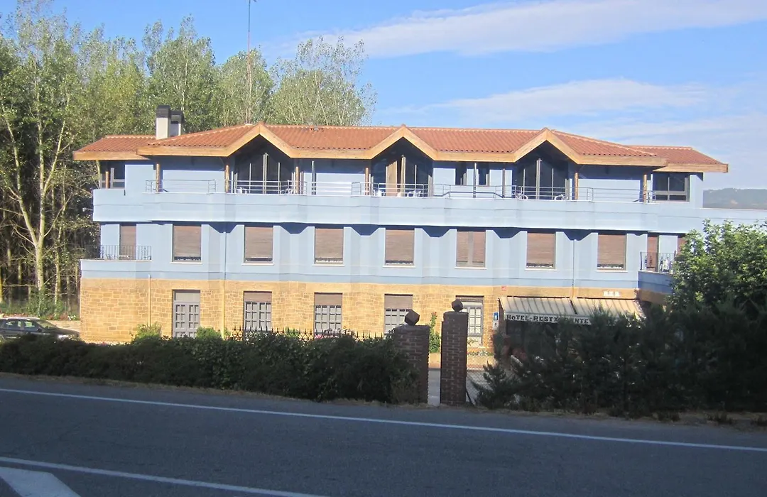 Roomrural Hotel Iru-Bide-1
