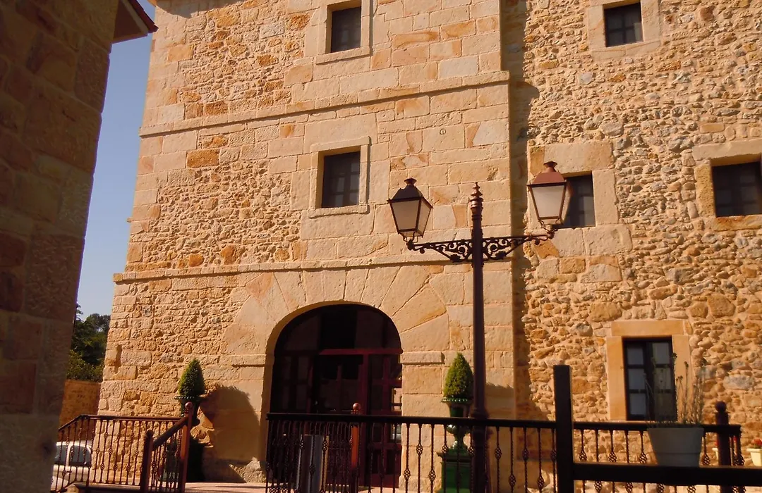 Posada La Torre de los Isla&Spa-1