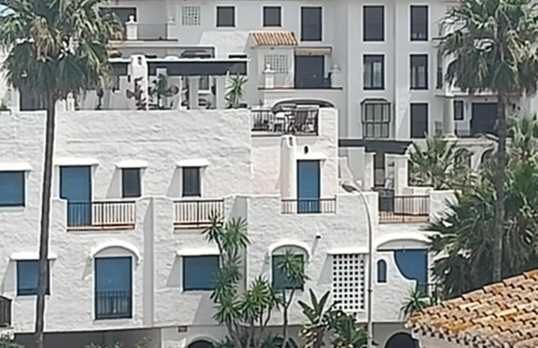 Duquesa Harbour Club Aparthotel-1